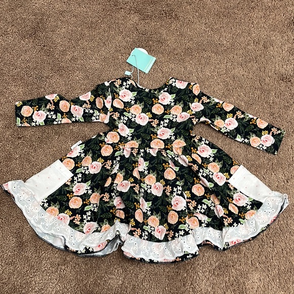 ❌SOLD❌ GiGi and Max Dress NWT - Picture 3 of 3